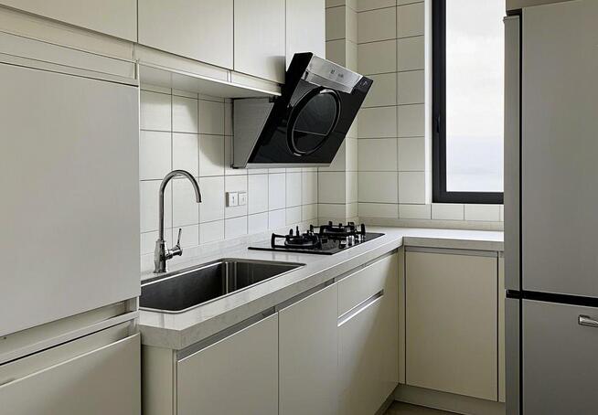 小廚房“擴(kuò)容”有妙招，這些裝修技巧必學(xué)